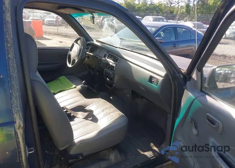 1995 Toyota T100 z USA, uszkodzony, nr VIN JT4UD10D9S0006705